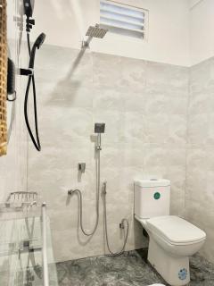 Crystal Pearl Villa, Weligama - 5 min to Beach - 1