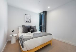 Luxury CBD 2B2B Next To Melbourne Central Pool Gym - 9