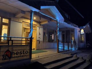 Nesto Stay and Cafe, Shoja Jibhi - 2