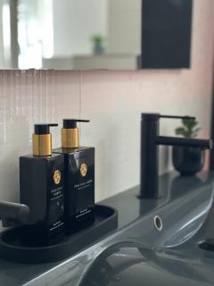 Beautiful condominium with jacuzzi - 5