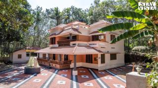 StayVista at Nayara Farmhouse with AC, Wifi - 9