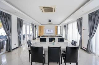 My Class 5BR Pool Villa near Jomtien Beach - 9