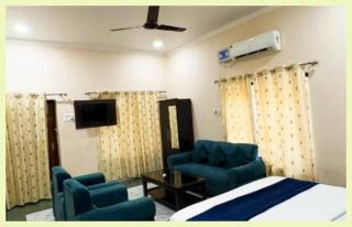 The Hotel Indra Palace - 2