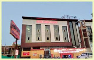 The Hotel Indra Palace - 0