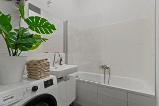 2 Minutes from the U1 - long-stay comfort for expats - 9