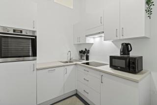 2 Minutes from the U1 - long-stay comfort for expats - 6