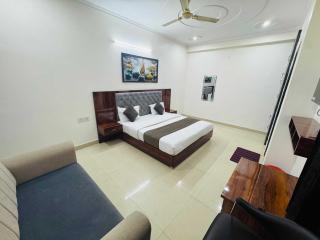 Hotel O Royal Discovery - 9