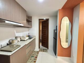 NM 1BR Condo with Balcony at Horizons 101 - 6