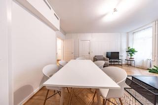 The R Apartment Munot - Old Town - 7