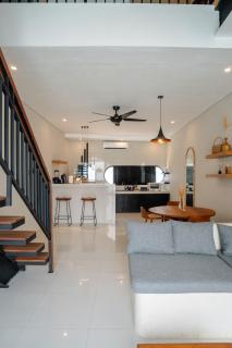 Modern 1BR Loft style with pool in Pegending - 5