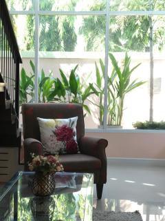 Cozy and Convenient Bangna House - 0