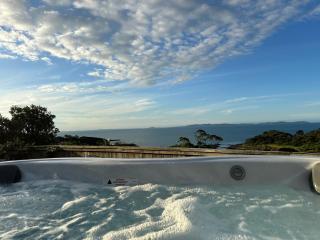 Luxurious House with Panoramic Seaview Spa Jacuzzi - 4