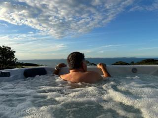 Luxurious House with Panoramic Seaview Spa Jacuzzi - 7