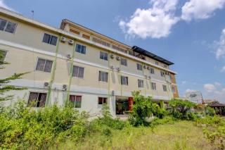 Collection O near Stadion Manahan formerly Graha Laweyan Solo - 8