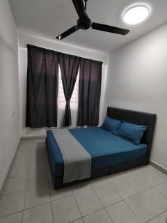 Sadiyra Homestay next to Alamanda Mall, Netflix & Wifi - 7