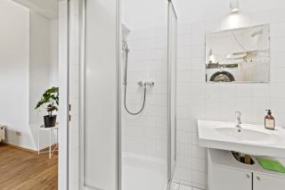 Long Term Rental - 1BR Near Stadthalle - 9