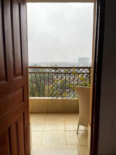 Simmon-Opposite Garden city mall,near safari park - 6