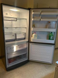 Airport Vancouver Private Rooms - Transit at Doorstep, Free Parking & Fast Wi-Fi - 1