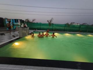 Kansro Hive resort - 9