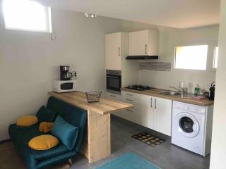 Maisonnette individuelle avec accès piscine - 1