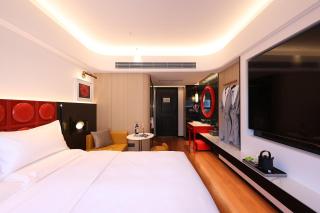 喜小事 高空美景设计师酒店昆明斗南花市店 - 9