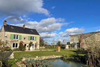 Country House parking & large garden - 0