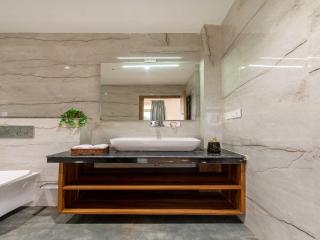 Villa Aumentar By DanCenter | 5BHK | Pvt Pool | Baga Beach, GOA - 4