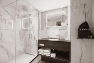 Golden Tulip Hotel Central - 7