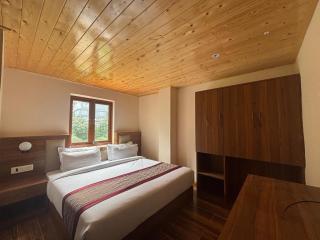 Wisteria Crystal Manor - 5