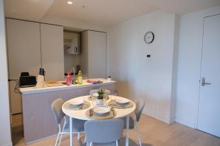 Skyline City Apartment with Pool & Gym & Sauna - 3