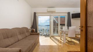 Charm Apartment by Villas Guide - 2