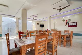 SPOT ON by OYO The Paradiso Inn - 6