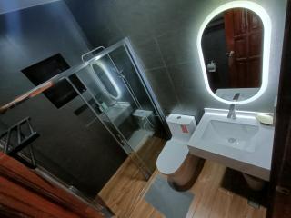 La Vita E Bella Tagaytay Thermal Pool Billiards Videoke Wifi Nefflix - 2