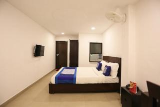 Hotel Ravin - 1