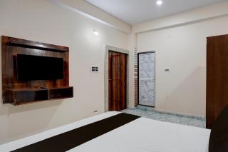 Hotel O by OYO Anand Palace And Event - 7