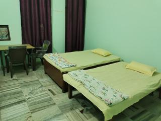 SHREE JAMUNA Inn - 6