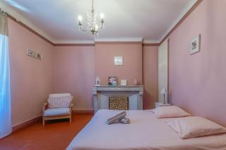 Villa de Maitre dans beau domaine - 4