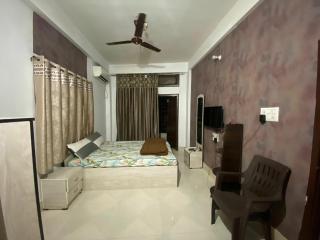Cordial Homestay 2BHK Kahilipara - 2