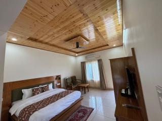 Vistaar Hotels & Resorts - 4