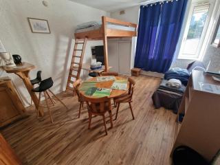 Le Français, studio au calme proche de la gare - 1