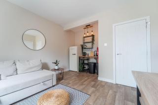 Waternish Apartment - 1