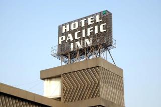 Hotel Pacifi Inn - 3
