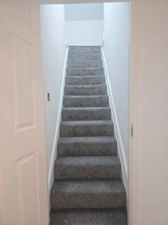 Luxury 5-Bedroom Peaceful, Modern Family-Friendly - 2