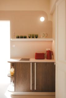 Ray's Suites 1 - Stylish corner apartment with balcony - 6