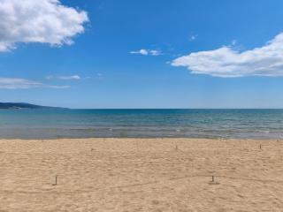 neues Luxus-Apartment mit Meerblick und Balkon - 8