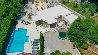 Beautiful Villa Mia with pool in Makarska - 9