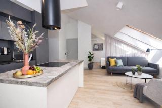 InPoint Sunny Studio next to Wawel Castle - Kossaka 5 Self Check-in - 0