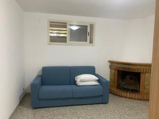 Villa Almandia, Capitolo, Monopoli - 3