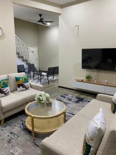 Rumah Inap Prof Homestay Guesthouse Banglo 2 Tingkat 4 Bilik Fully Aircond Kota Bharu - 1