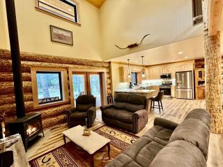 Waterfront Log Cabin - Sunriver - 8